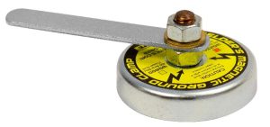Magnetic welding ground by Monroe